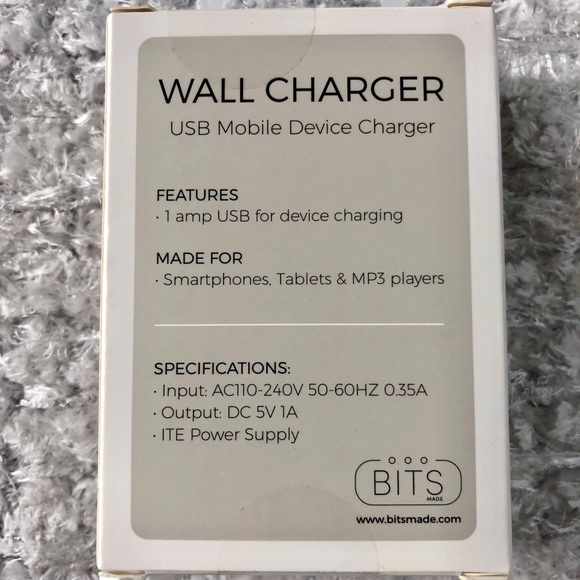 New with tags USB mobile device charger clear blue - Picture 3 of 3